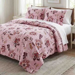 Exquisite floral maroon print in maroon on pink quilted, reversible bedcover and two quilted pillow covers