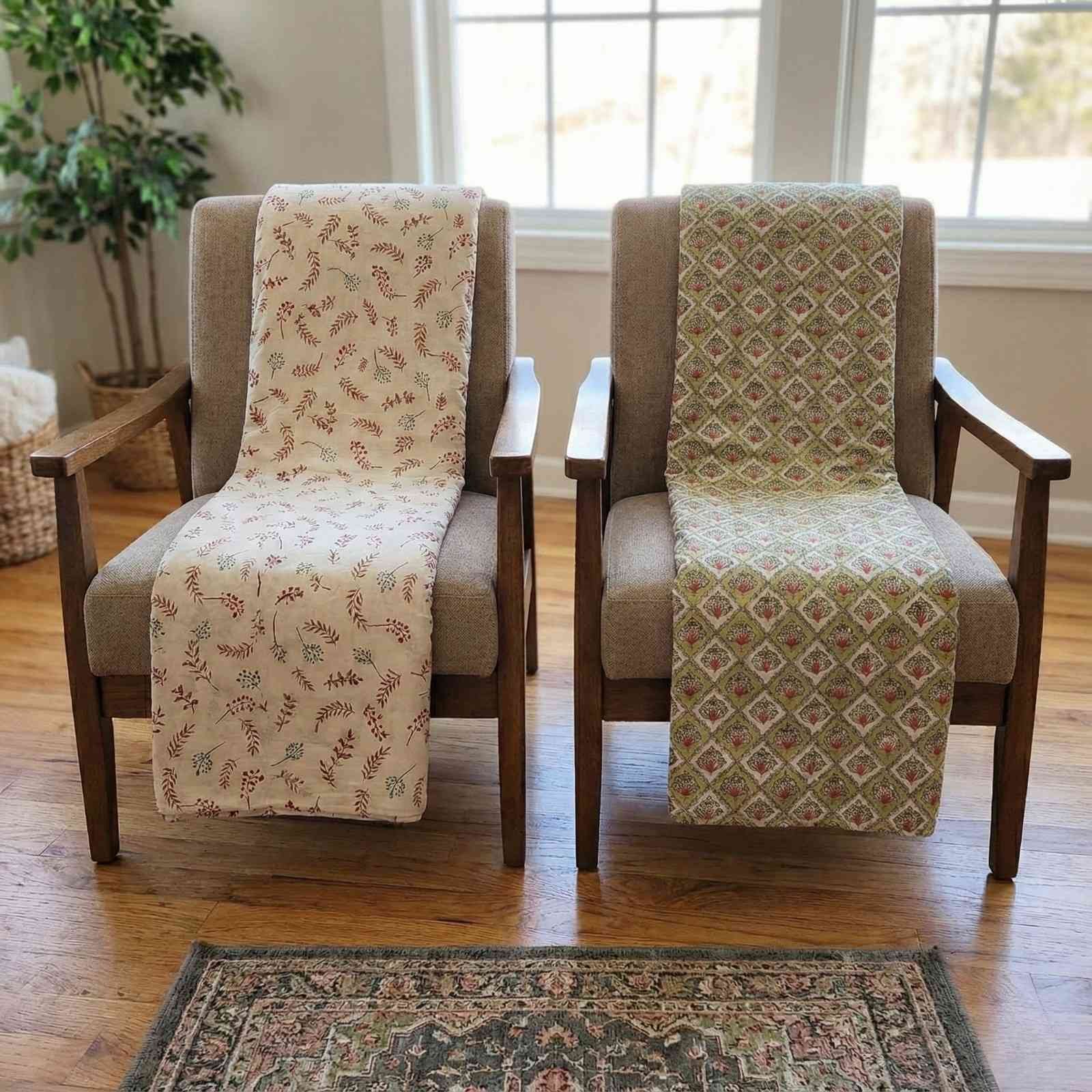 Exquisite green and pink and white pair of single dohars in premium cotton - Image 2