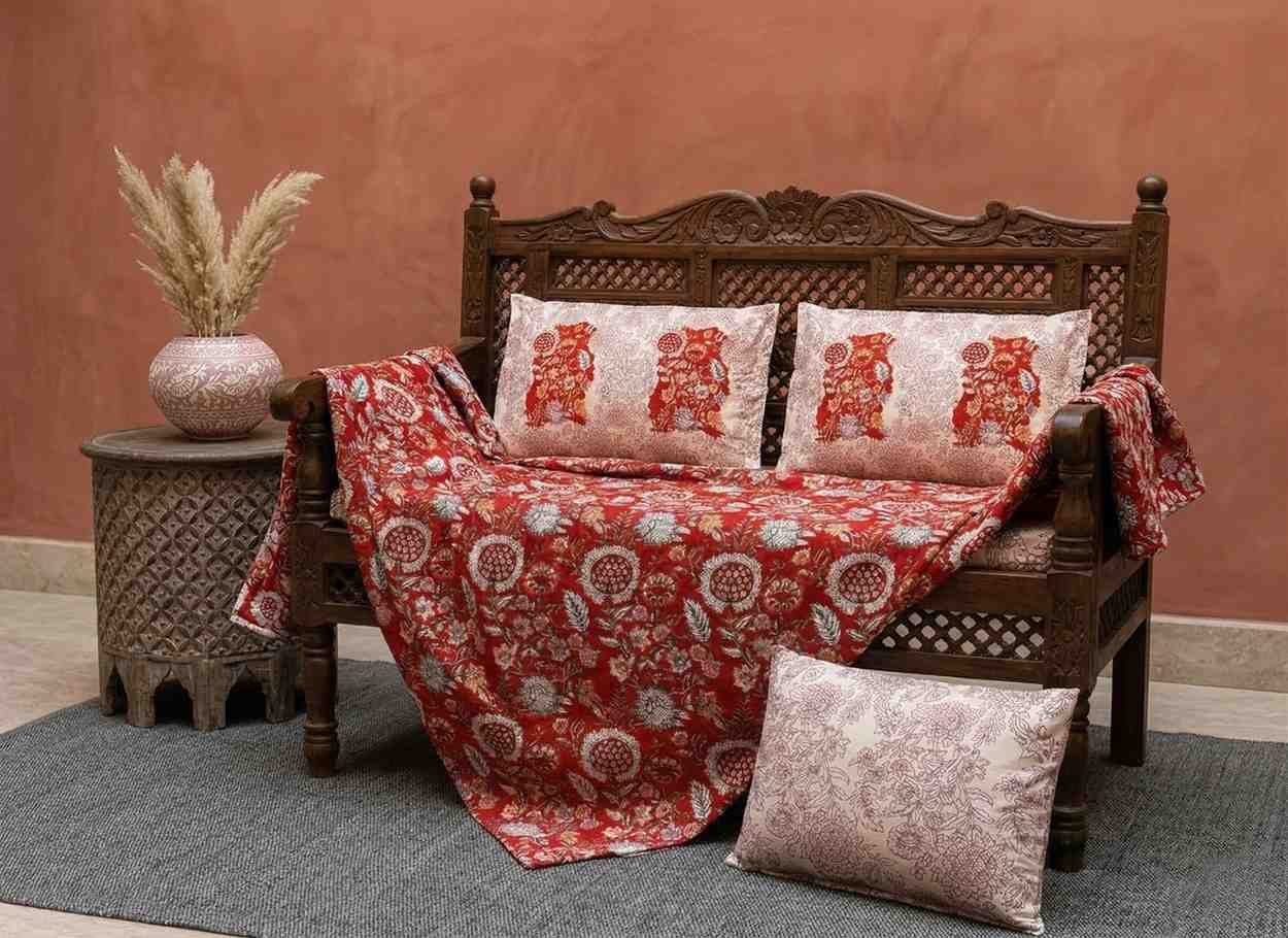 Exquisite floral print in red and beige cotton double bedsheet and two pillow covers